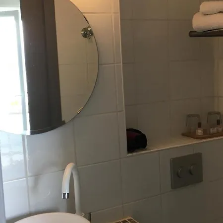 Hotel Le Cannier La Seyne-sur-Mer